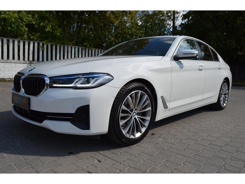 BMW SERIA 5 2022 prod. / 2022 1rej. 518D / MHEV / SALON PL / LASER / NAPPA / ACC