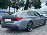 BMW SERIA 5 2017 prod. / 2017 1rej. M550I / SALON PL / BEZWYPADKOWY / SERWISOWANY W ASO / BOGATE WYPOSAŻENIE - Image 3