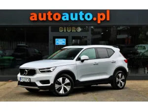 Volvo XC40 2021 prod. / 2022 1rej. Bezwypadkowe • Salon PL • Volvo XC40 B4 Momentum • Mild Hybrid • Automat • 2021 • VAT 23%